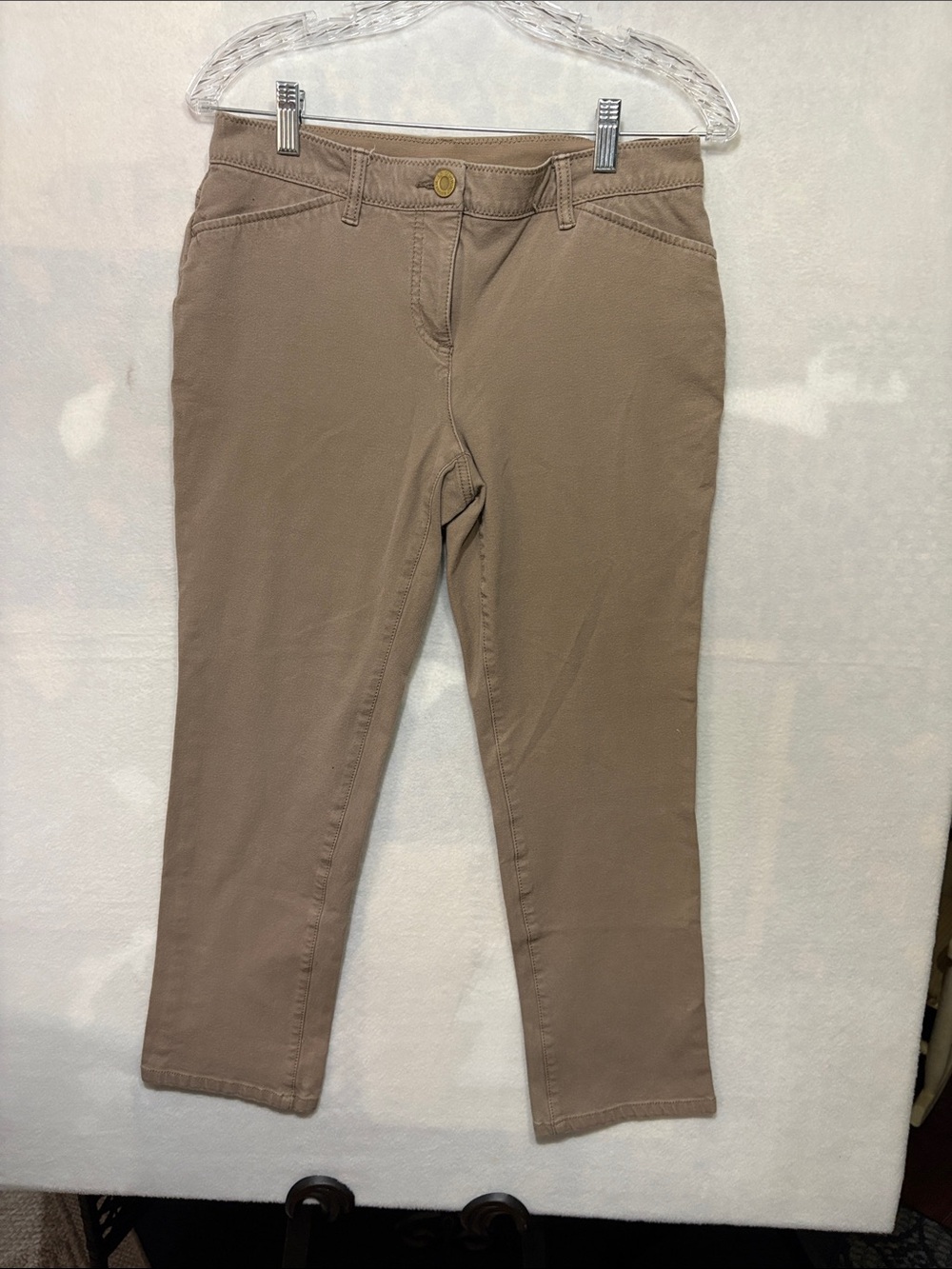 Chico's Slim Cropped Jeans in Taupe Brown